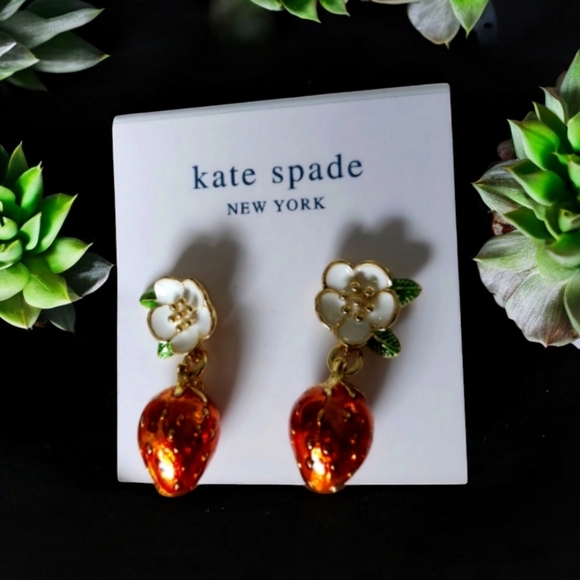 NWT Kate Spade Strawberry Dangling Earrings - Picture 6 of 6